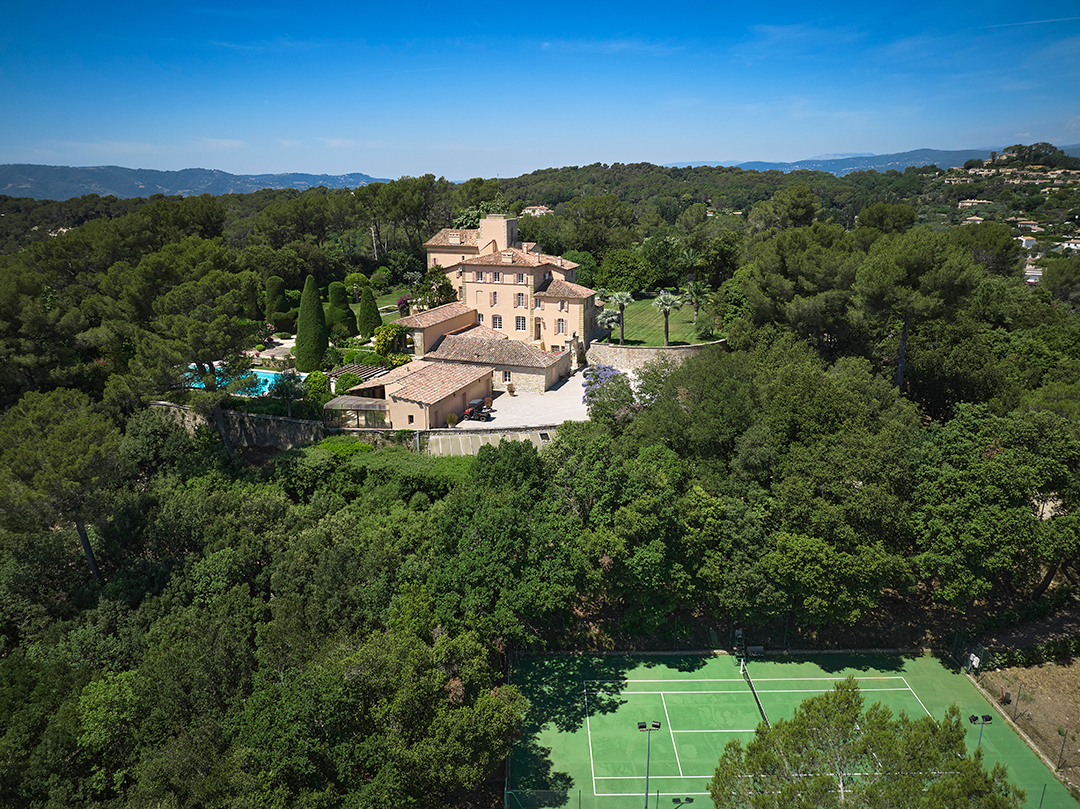 Jfk And The Kennedy Familys Former South Of France Vacation Spot Wants 31 5m P