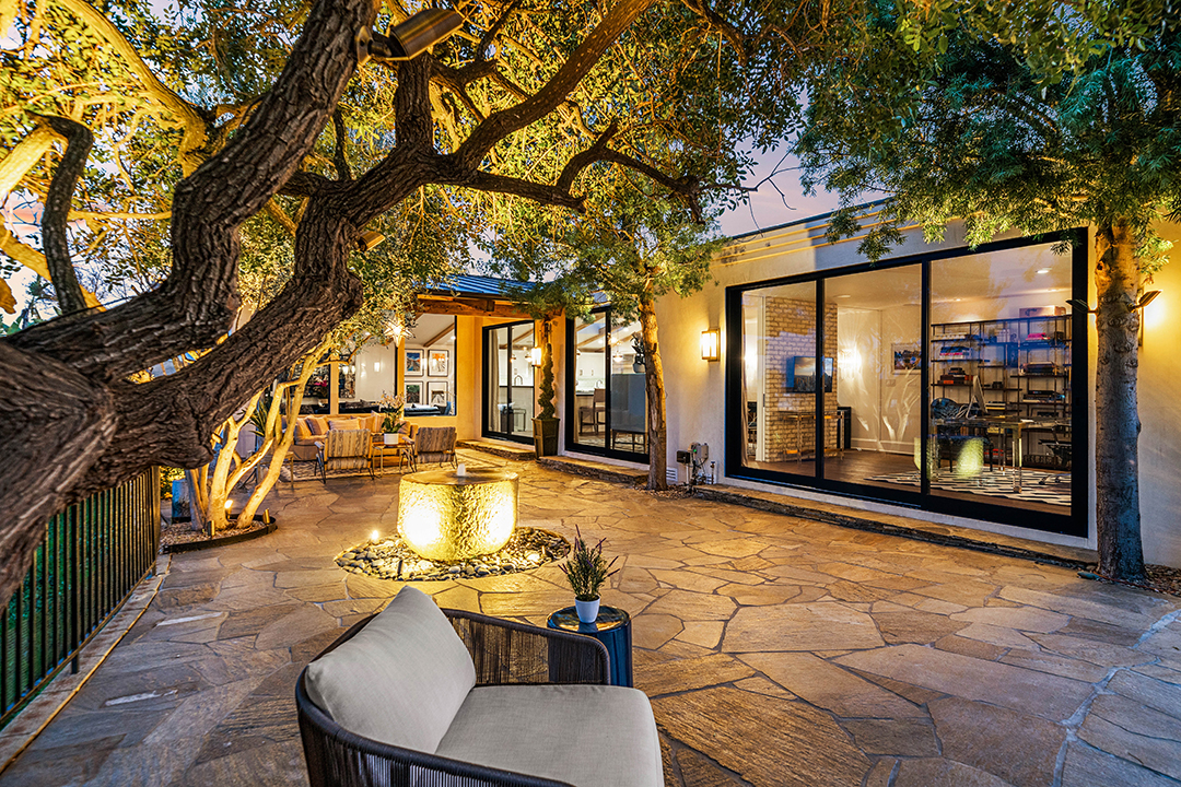 Power Couple Emily Blunt And John Krasinskis Former Hollywood Hills Haven Seeks 6m 81
