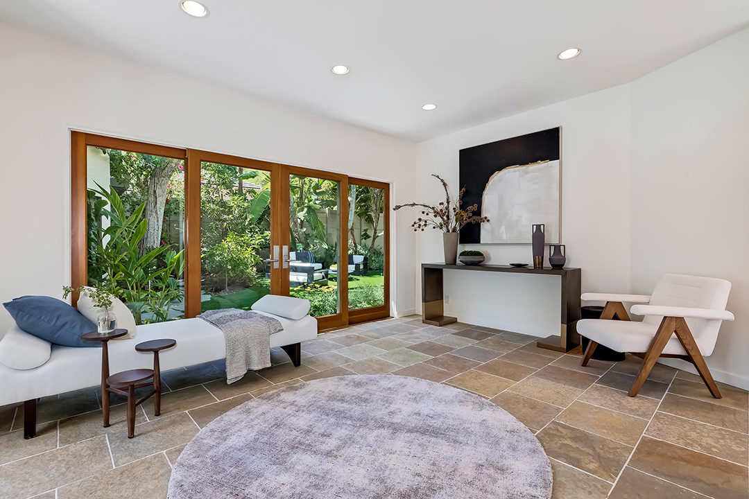 The Late Bob Sagets Longtime Brentwood Home Changes Hands In An Off Market Deal 13 2