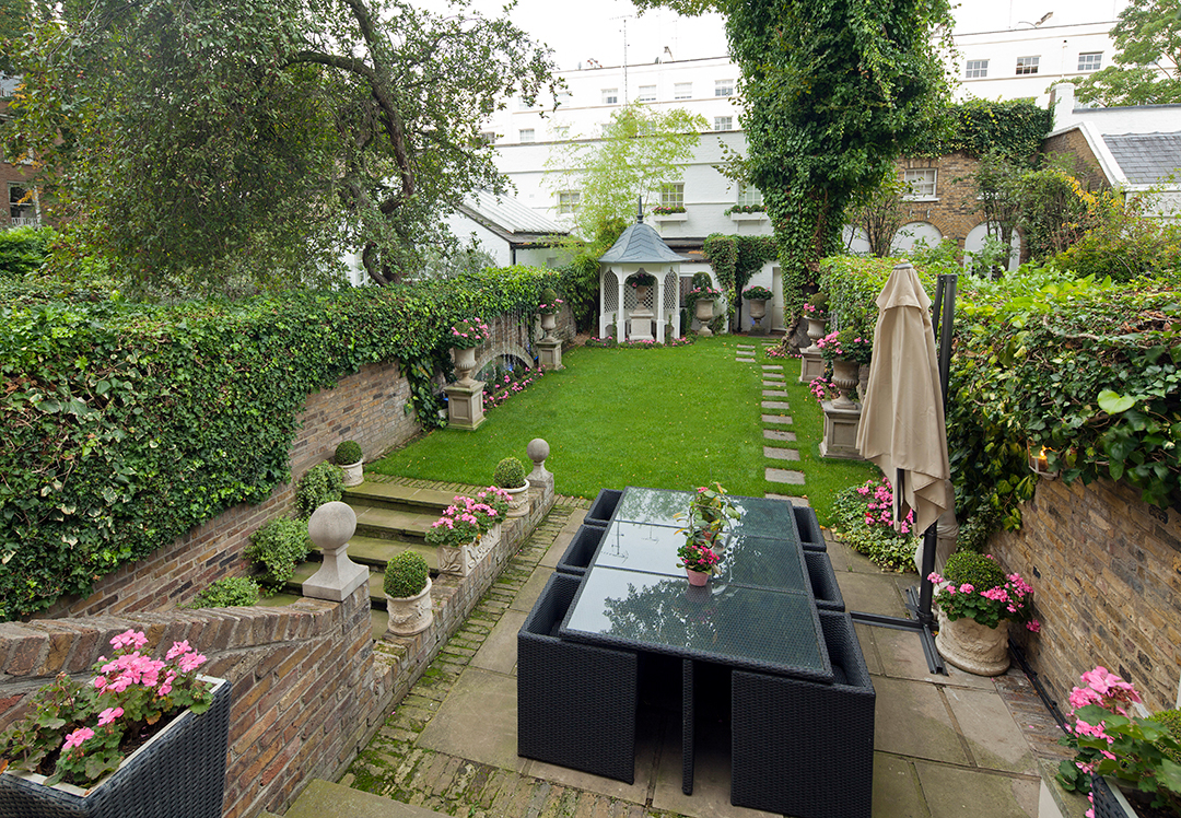 Stately London Home Where Charles Dickens Once Spent The Summer Social Season Wants 22 5m Hanover Terrace St Johns Wood Knight Frank 22500000 8