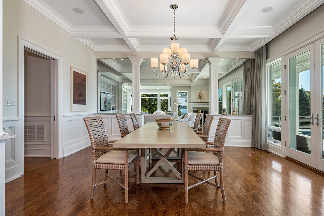 This Shingle Style Haven On The Market In Guilford Ct Promises Luxe Coastal Living Zzzzzzz