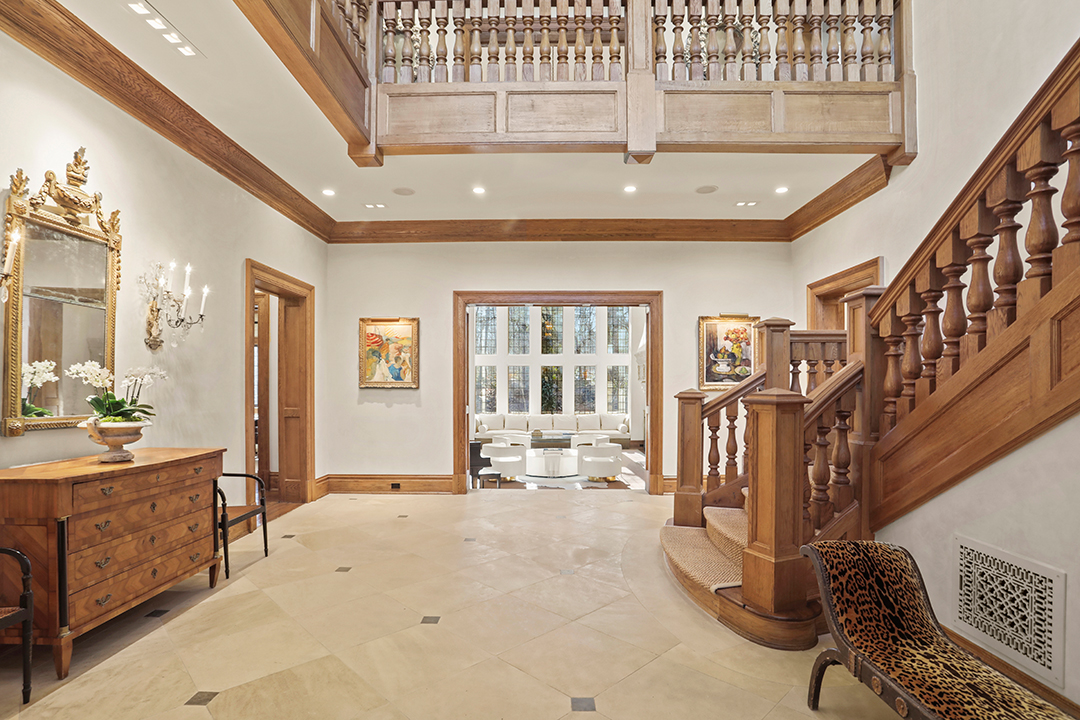 Elegance Abounds At An English Country Style Manor In Greenwich Asking 10 5m B