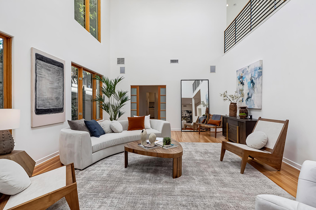 The Late Bob Sagets Longtime Brentwood Home Changes Hands In An Off Market Deal 17 2