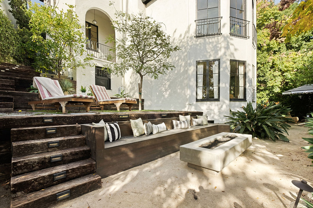 59 Backyard Firepit Laura Harrier Spanish Style La Home