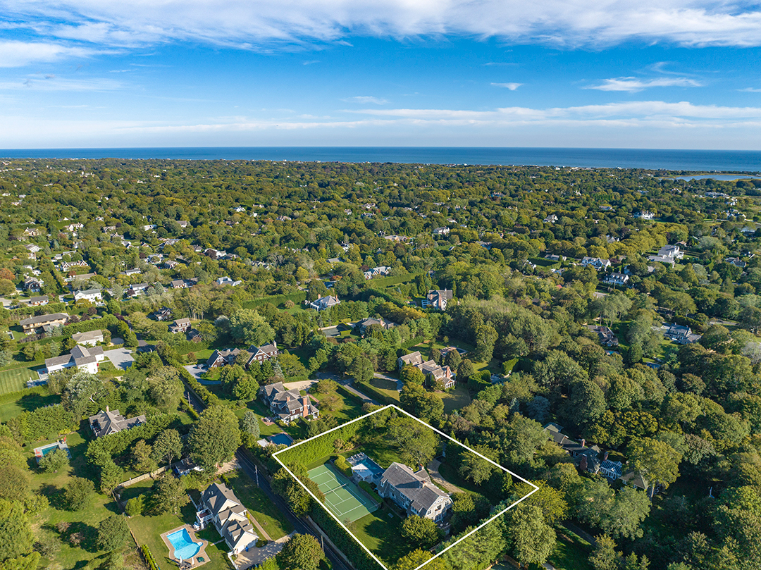 Inside A 8m Southampton Village Stunner Originally Built To Be An Architects Home 33