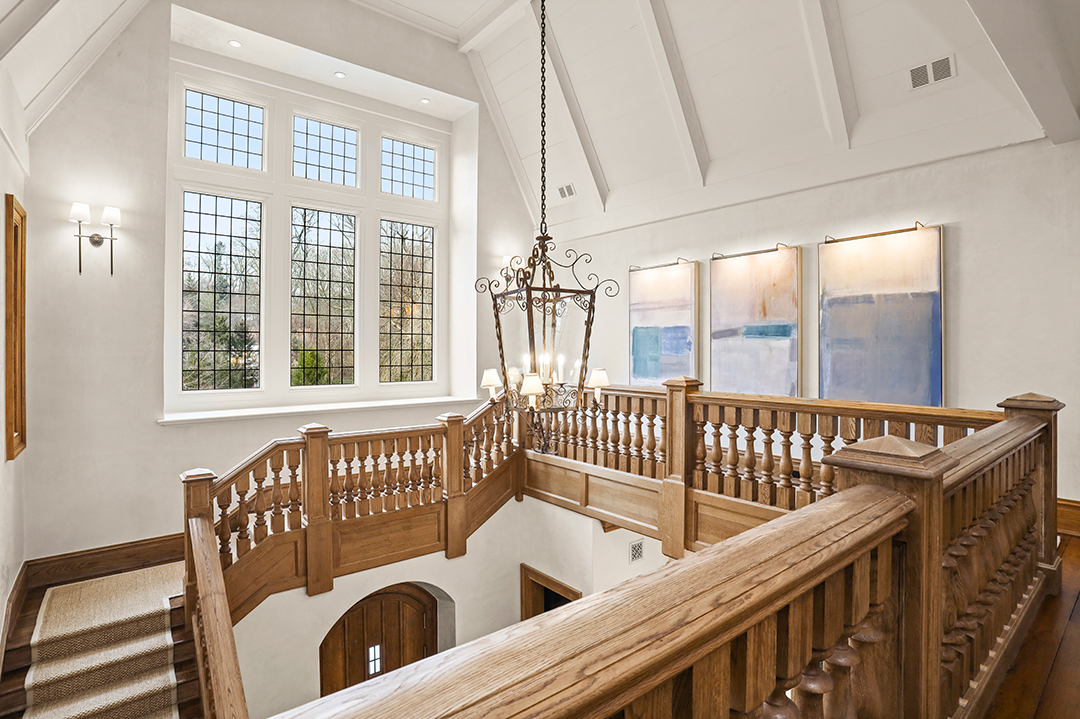 Elegance Abounds At An English Country Style Manor In Greenwich Asking 10 5m O