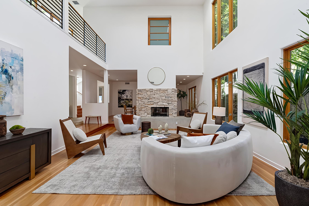 The Late Bob Sagets Longtime Brentwood Home Changes Hands In An Off Market Deal 14 2