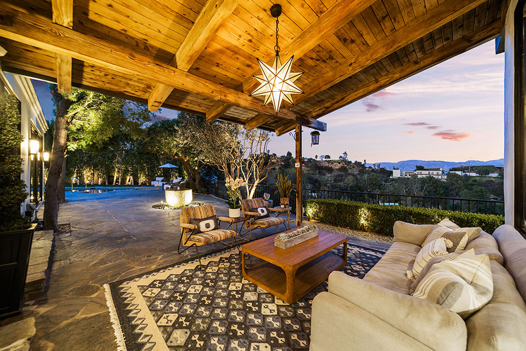 10 Blunt And Krasinski La Covered Patio