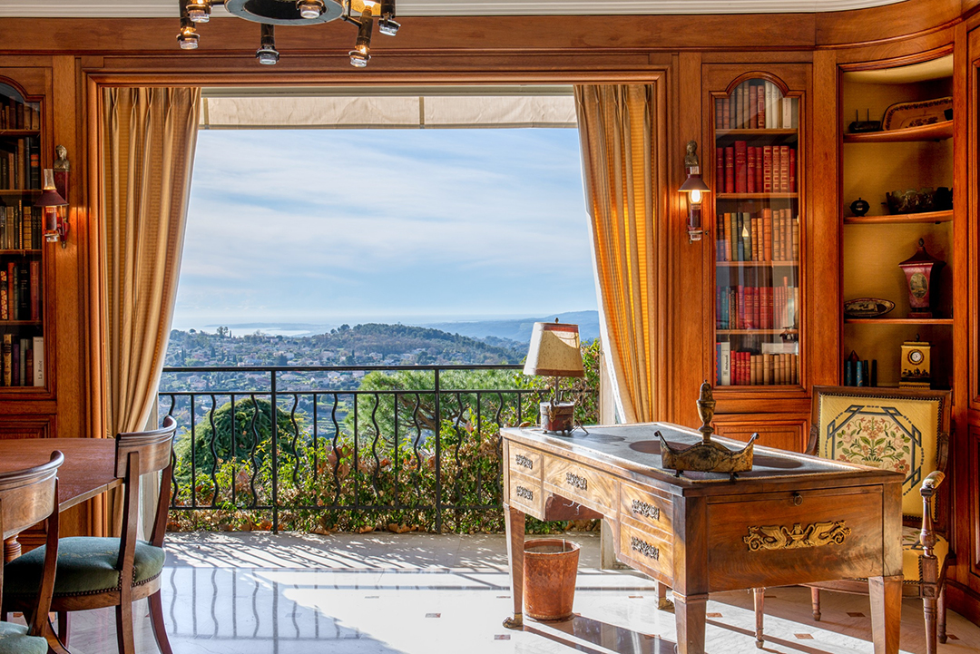 French Riviera Villa Where Hitchcocks Famed To Catch A Thief Filmed Hits The Marketc Cote Dazur Sothebys Int Realty Villa Shooting Place To Catch A Thief 16