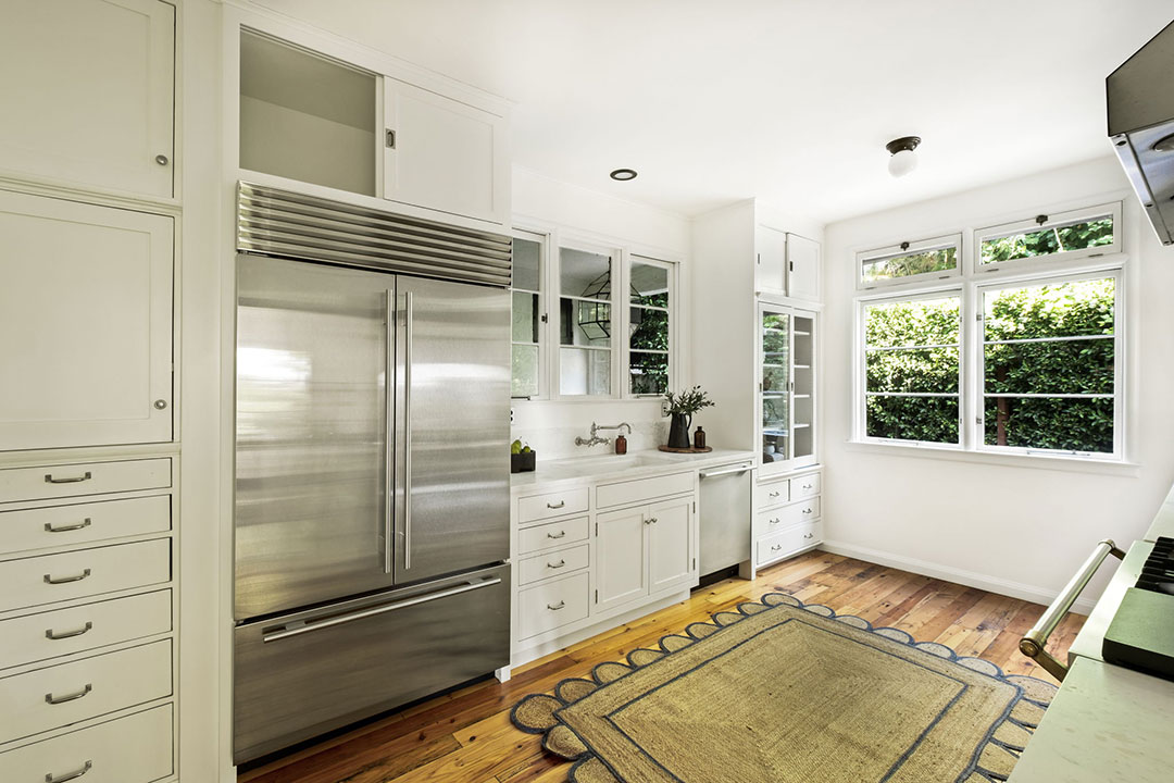 26 Kitchen Fridge Laura Harrier Spanish Style La Home
