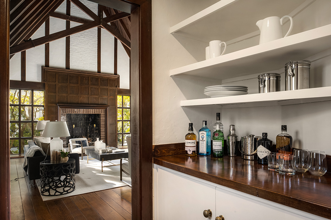 Step Inside A 6 5m English Inspired Tudor In San Francisco9