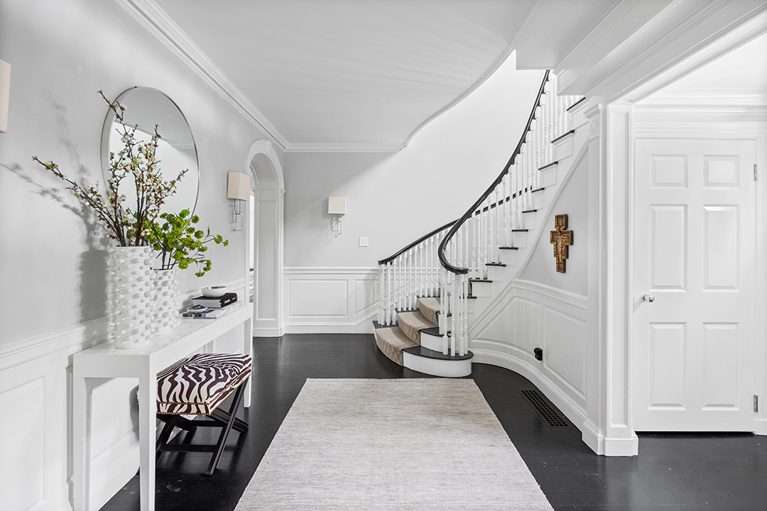 Baseball Star Eric Hosmer Lists Classic Boston Area Home Amidst Move To Chicago Cubs E
