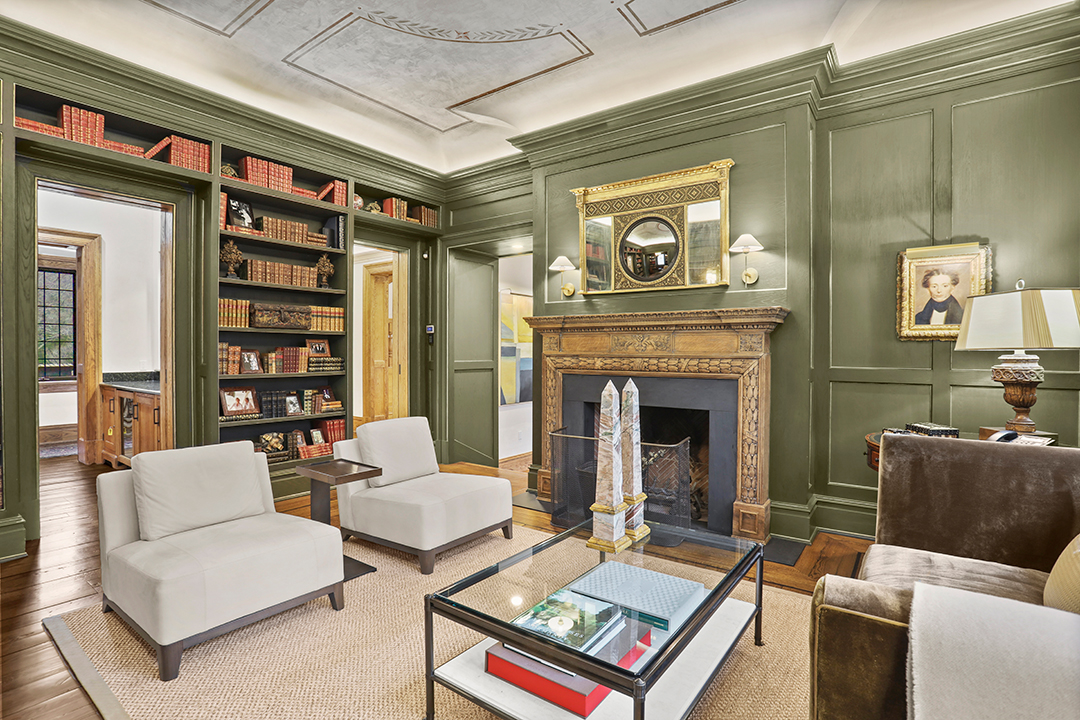 Elegance Abounds At An English Country Style Manor In Greenwich Asking 10 5m G