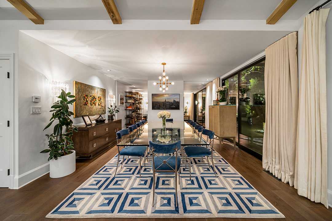 18 Blunt And Krasinski La Dining Room