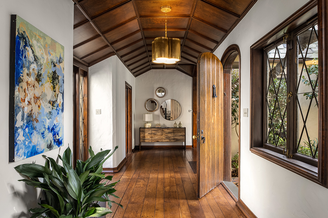 Step Inside A 6 5m English Inspired Tudor In San Francisco6