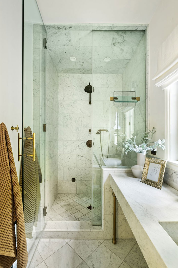 31 Shower Laura Harrier Spanish Style La Home