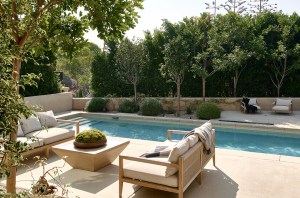 Kylie Jenner And Travis Scott Give Their Stylish Beverly Hills Home A Price Cut 1317 Delresto Fullres 03