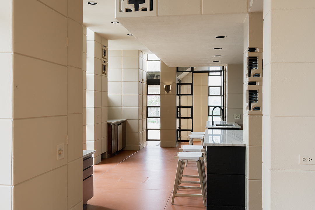 Rare Frank Lloyd Wright Concrete Masterpiece Lists In The Midwest For 8m Zzzzzzzzzz