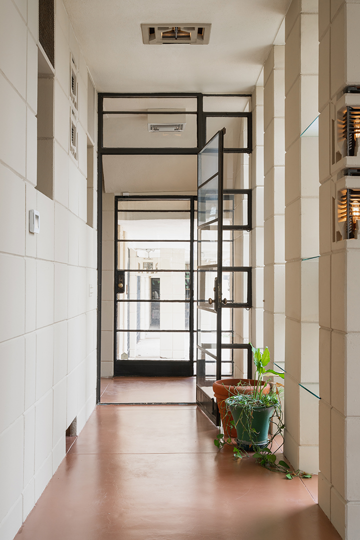 Rare Frank Lloyd Wright Concrete Masterpiece Lists In The Midwest For 8m Ww