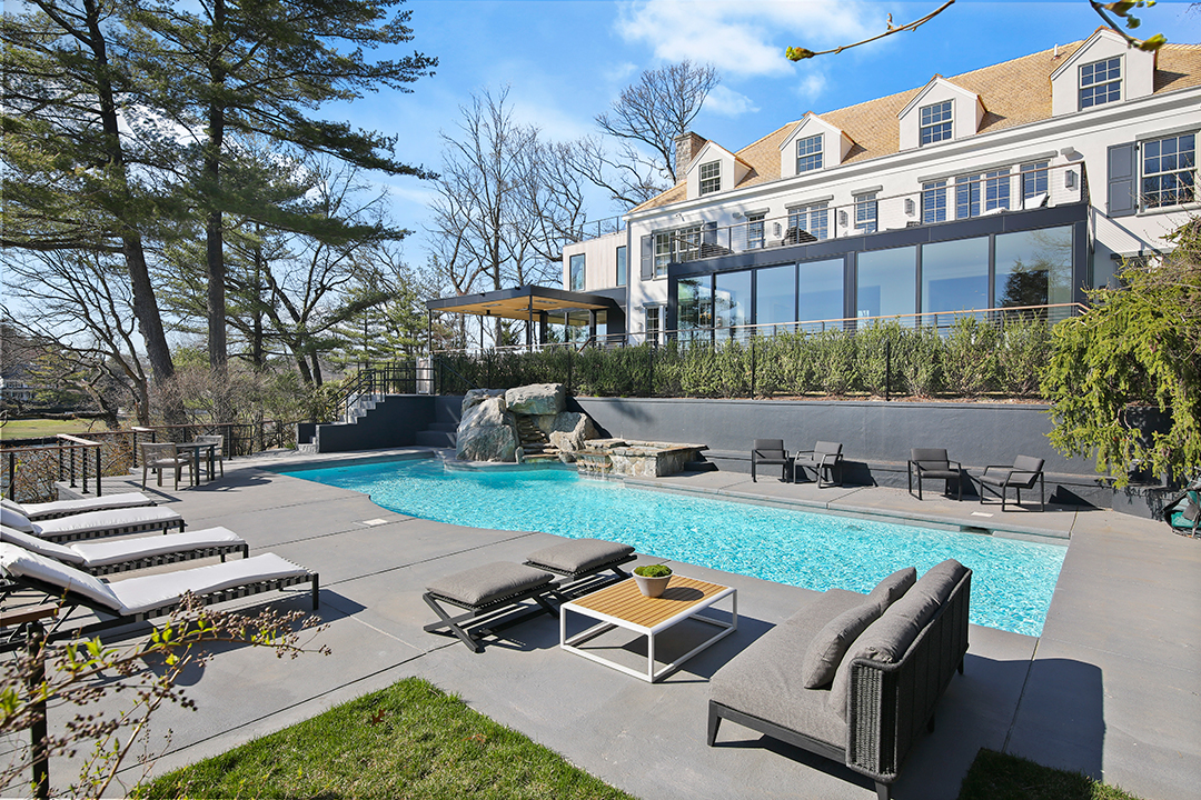 Beautyrx Co Founders Chic Waterfront Greenwich Home Asks 28m Zzzzz