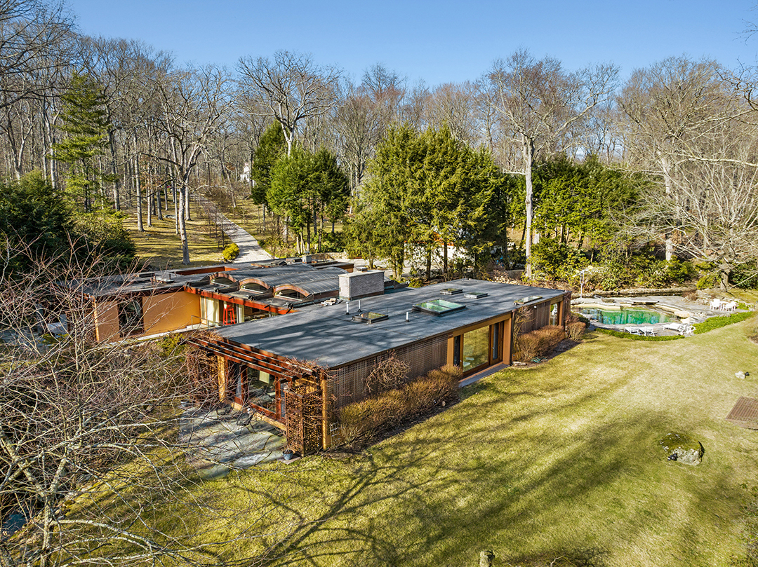 Cool Connecticut Midcentury Is Available To Be An August Getaway For 100000 O