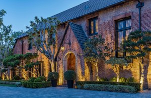 1 Restauranteur David Cooley Front Exterior