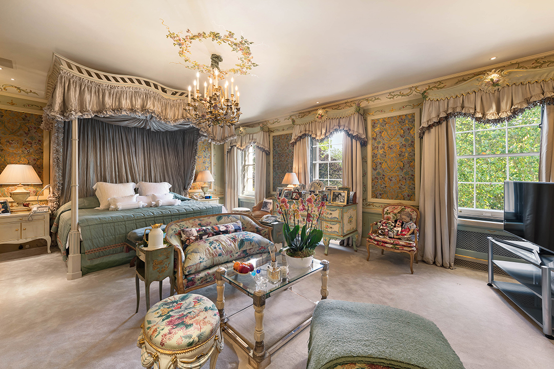 The Greek Royal Familys Former Eaton Square Mansion Seeks 39 5m Eatonsquareprincipalbedroomsuiteawinship