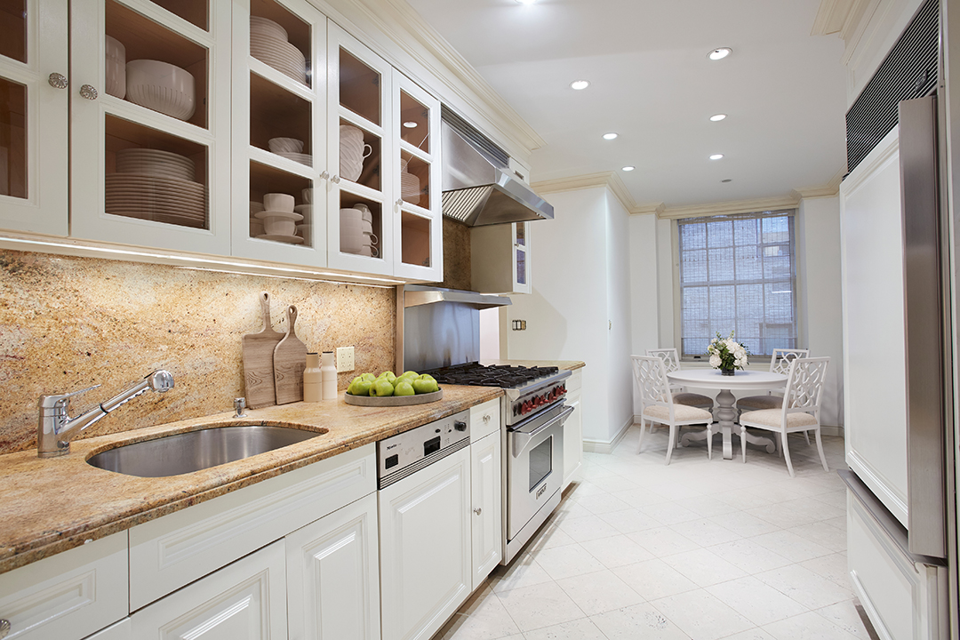 The Longtime Fifth Avenue Apartment Of Fdr And Eleanor Roosevelts Granddaughter Lists For 7m E