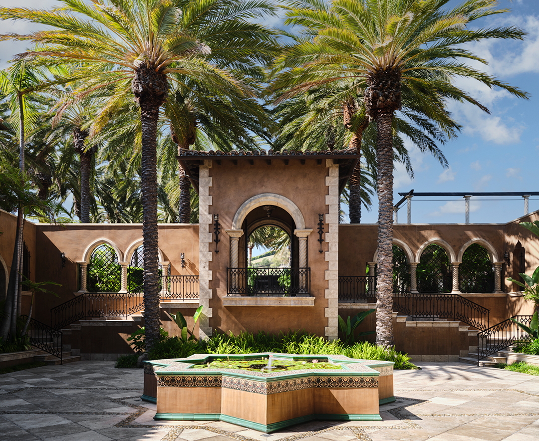 Cher Relists Her Dramatic Mediterranean Style Malibu Home For 75m Cher Malibu 0035