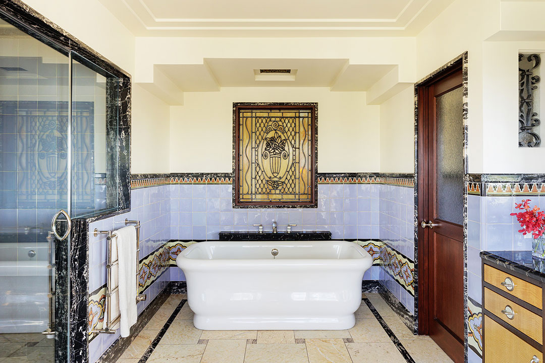 18 The Blair Estate Bathtub