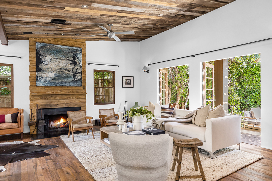 Bradley Coopers Longtime Venice Ca Home Overflowing With Greenery Is Up For Sale F