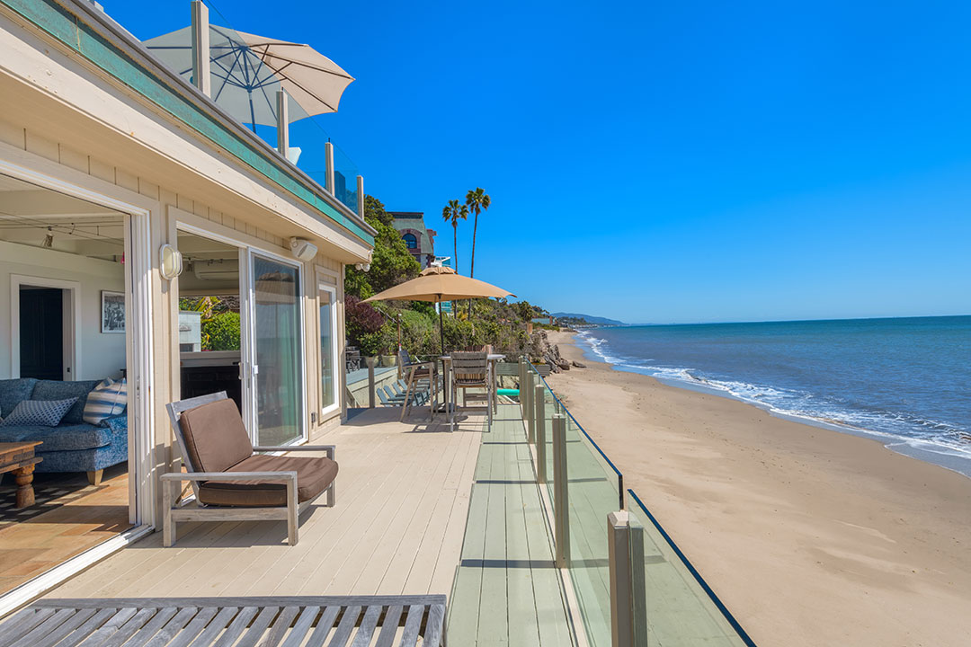 37 Chris Chelios Sundeck