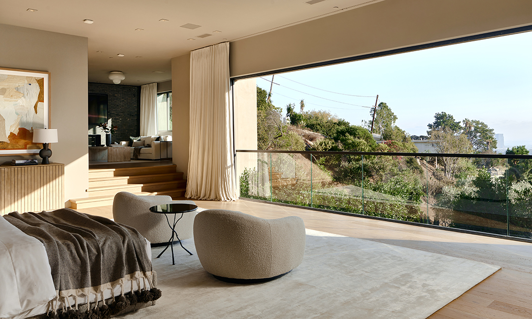 Kylie Jenner And Travis Scott Give Their Stylish Beverly Hills Home A Price Cut 1317 Delresto Fullres 21