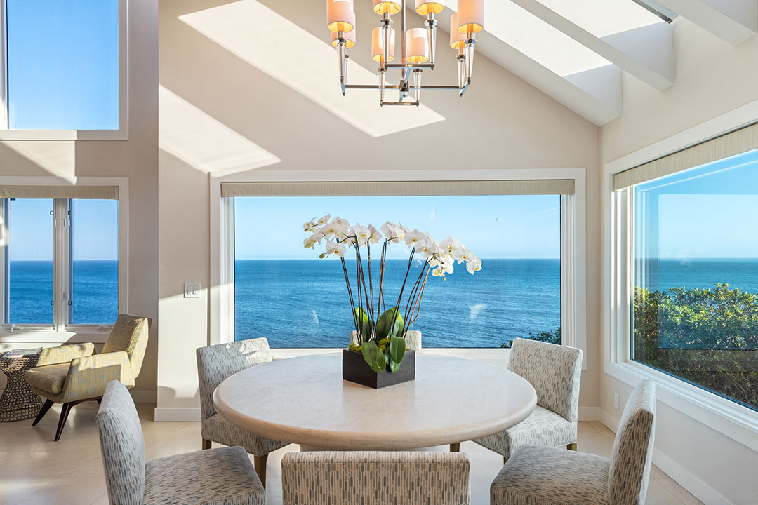 14 Chris Chelios Kitchen Table View