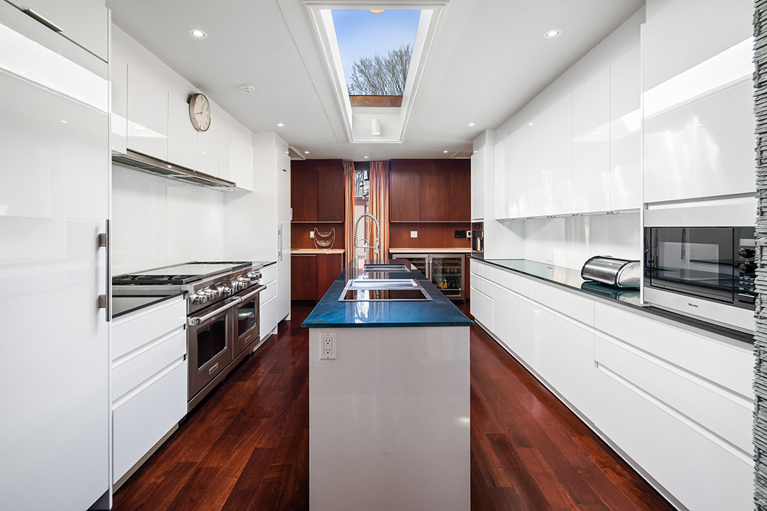 Cool Connecticut Midcentury Is Available To Be An August Getaway For 100000 R