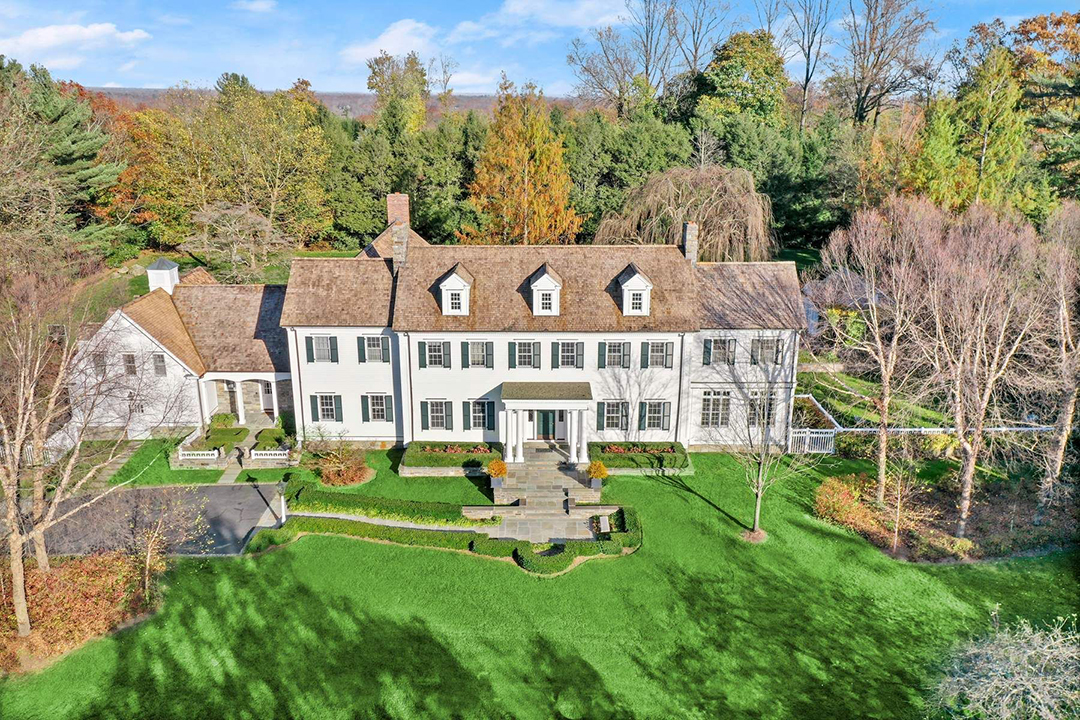 Tour A Custom Built Colonial In Greenwich Asking 8 8m E