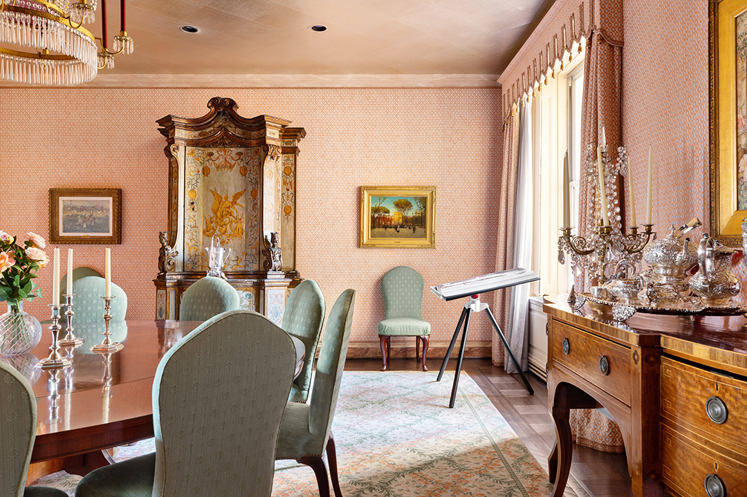 Late Barbara Walters Full Floor Fifth Avenue Home Just Listed For 19 75m D Donnadotan