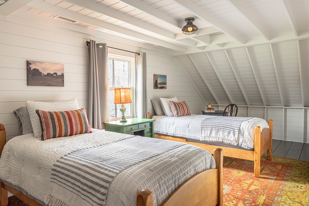 This Snedens Landing Charmer With Ties To Bill Murray And Uma Thurman Wants 2m R