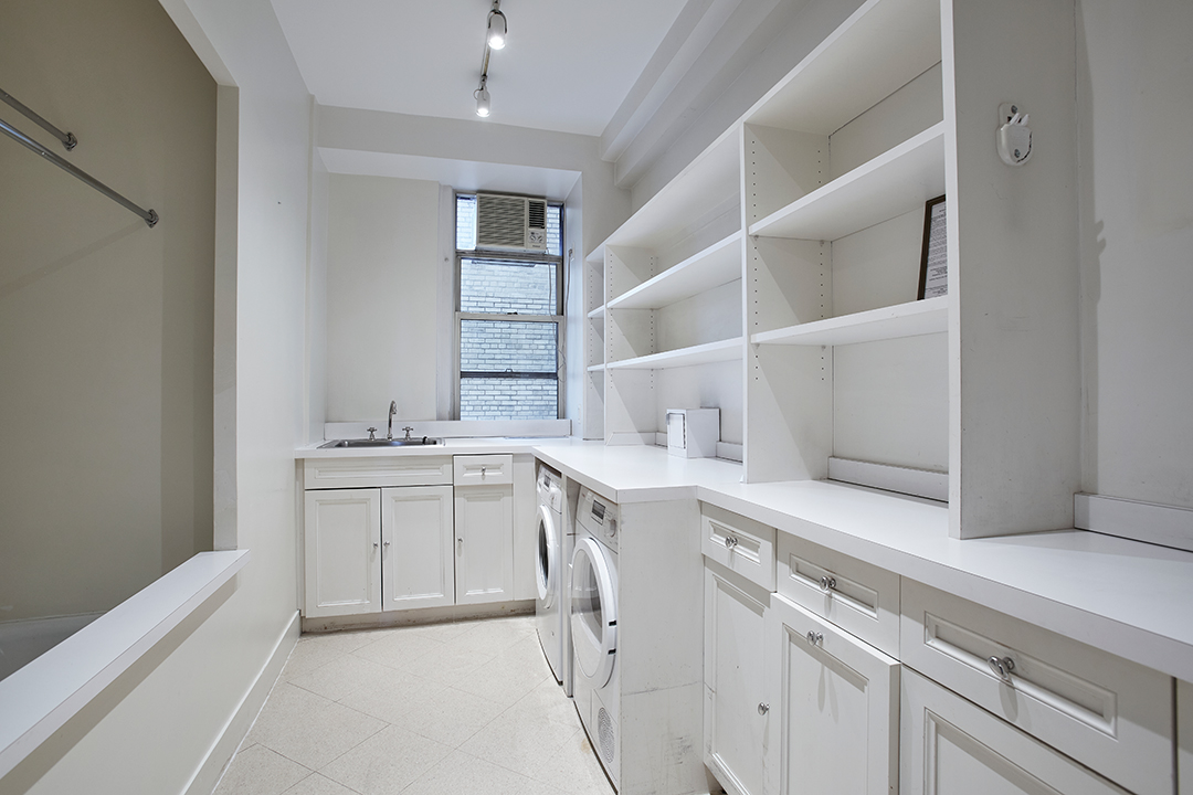 The Longtime Fifth Avenue Apartment Of Fdr And Eleanor Roosevelts Granddaughter Lists For 7m P