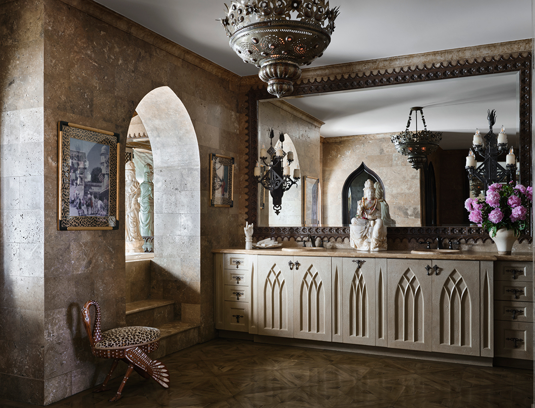 Cher Relists Her Dramatic Mediterranean Style Malibu Home For 75m Cher Malibu 0072