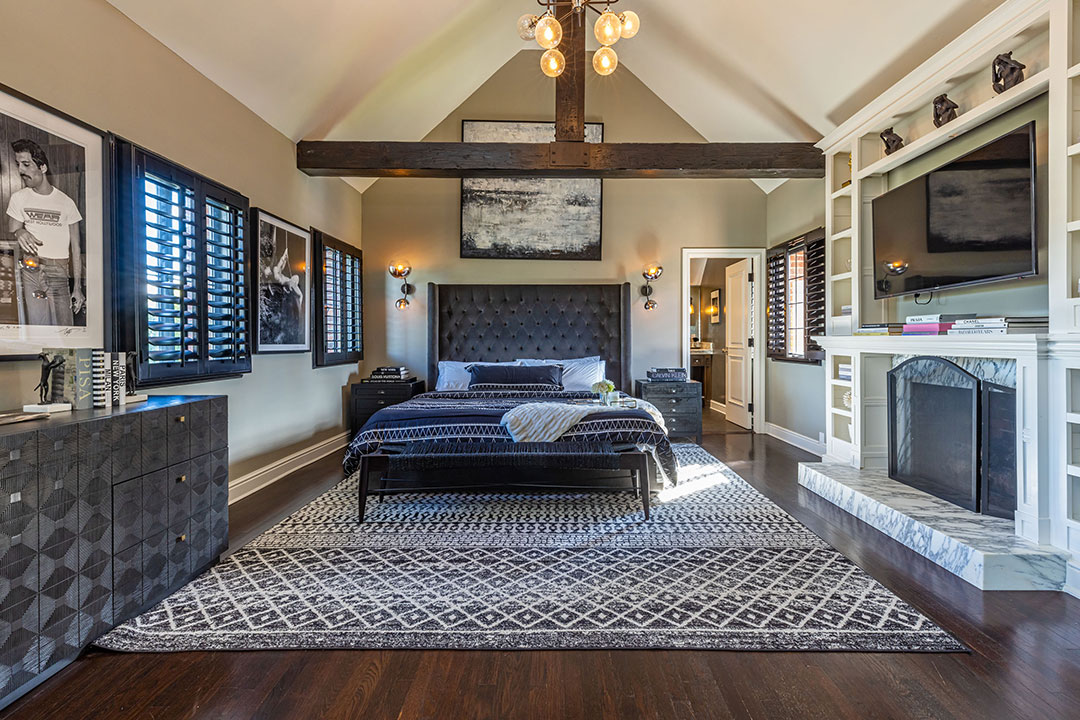 21 Restauranteur David Cooley Primary Bedroom