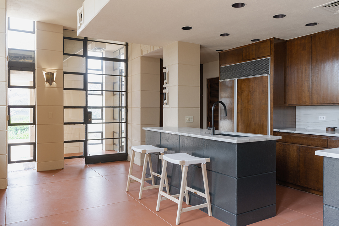 Rare Frank Lloyd Wright Concrete Masterpiece Lists In The Midwest For 8m Uu