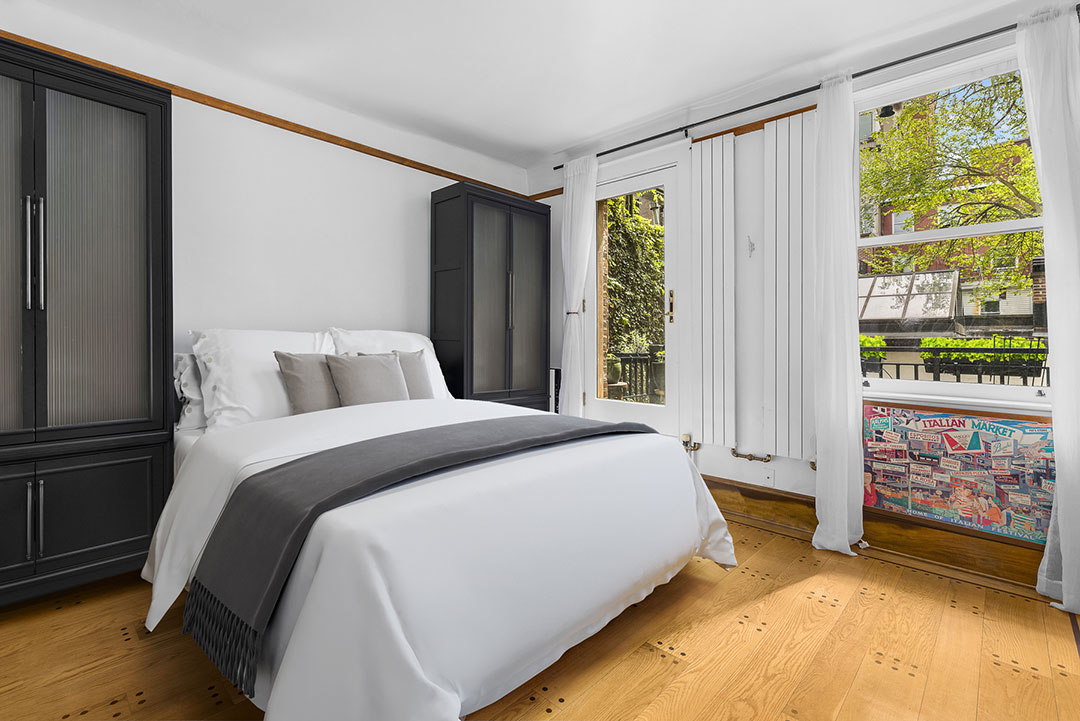 112 Waverly Place Guest Room