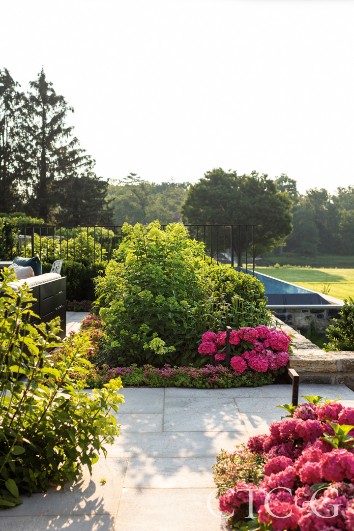 Georgian Revivial House In Connecticut