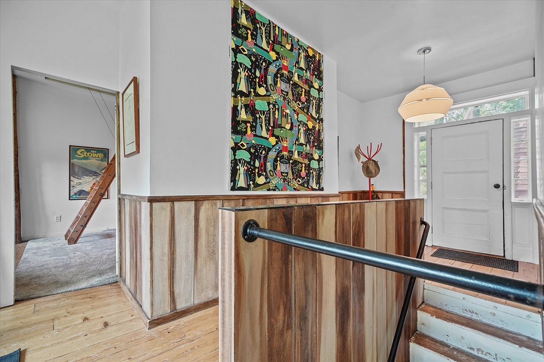 The Longtime Retreat Of Great American Artist Jasper Johns Asks 600000 In Stony Point R