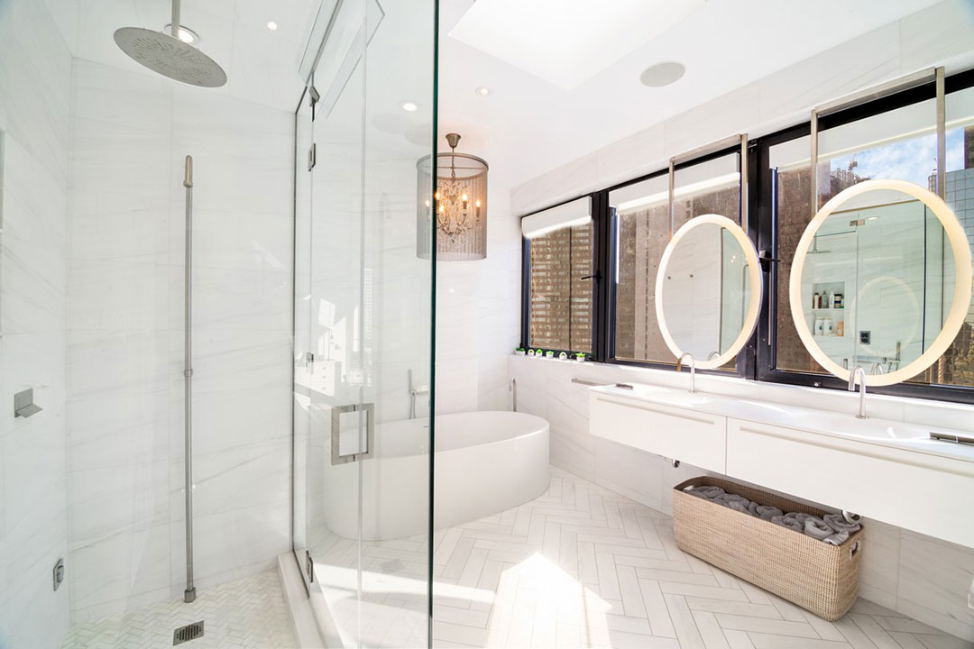 Rosie Odonnell Nyc Duplex Primary Bathroom