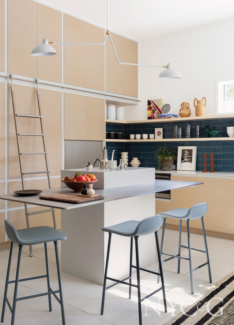 Scarsdale Pool House Kitchen