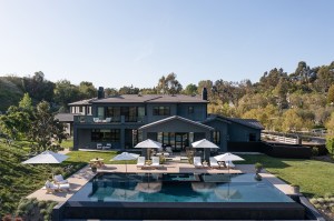 Rhobh Star Diana Jenkins Puts Her Hidden Hills Modern On The Market For 20 5 Mike Kelley 33