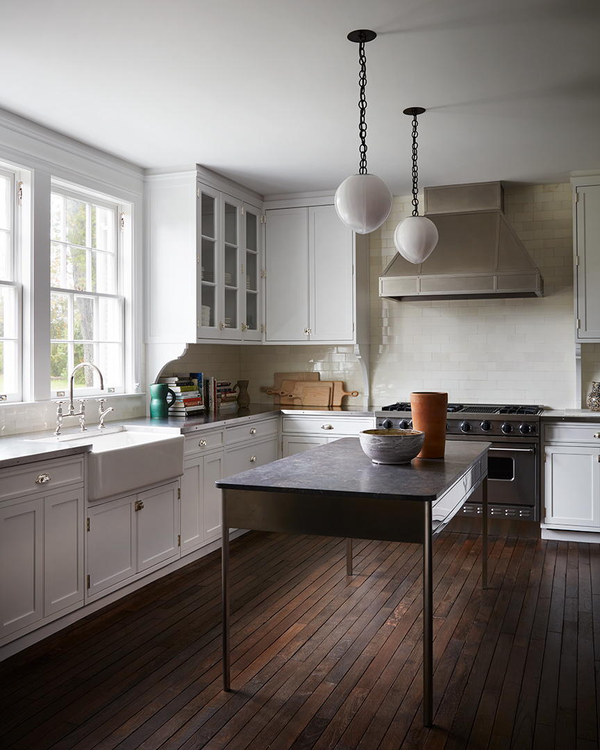 Jackie Kennedys Childhood Summer Home Lasata Looks For 55m In East Hampton V Stephen Kent Johnsonottojpg