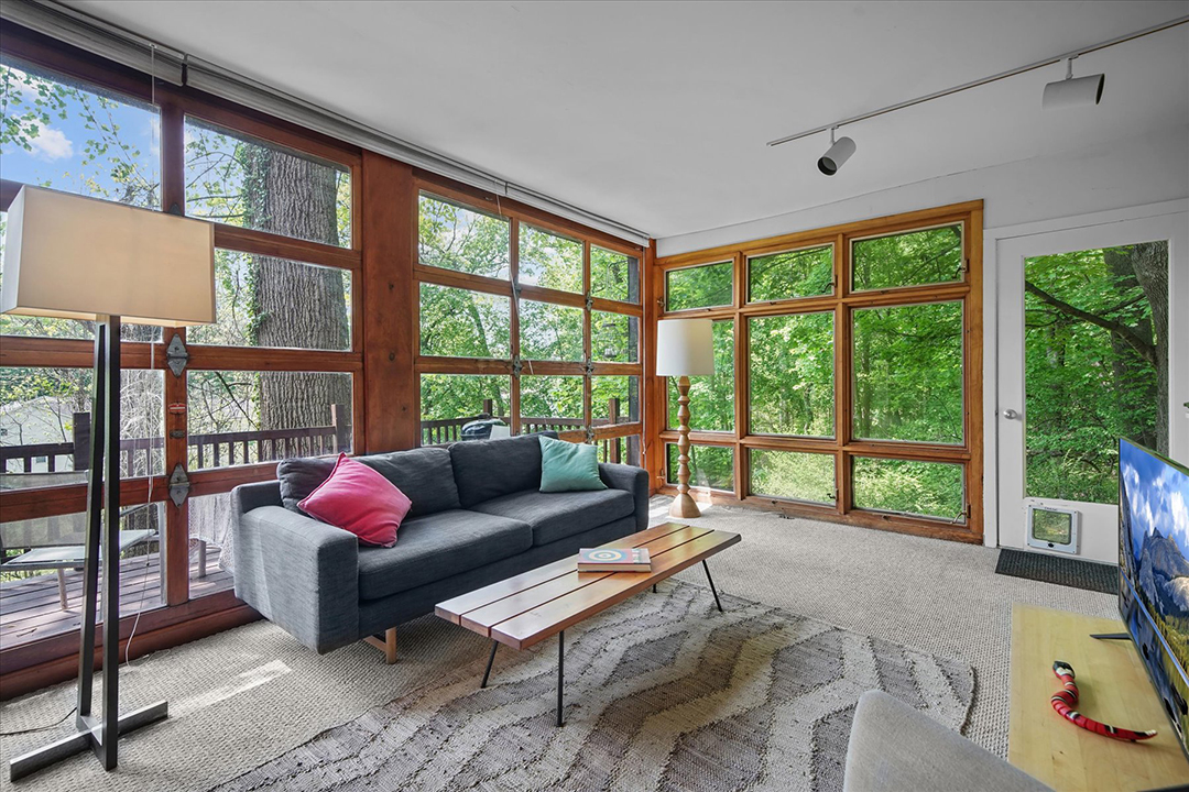 The Longtime Retreat Of Great American Artist Jasper Johns Asks 600000 In Stony Point K